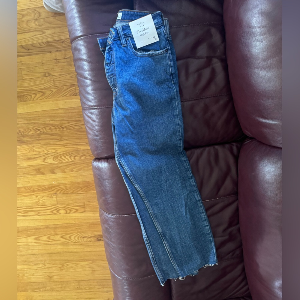 Abercrombie the mom high rise Jean size 26 S. Curve love - Picture 3 of 6